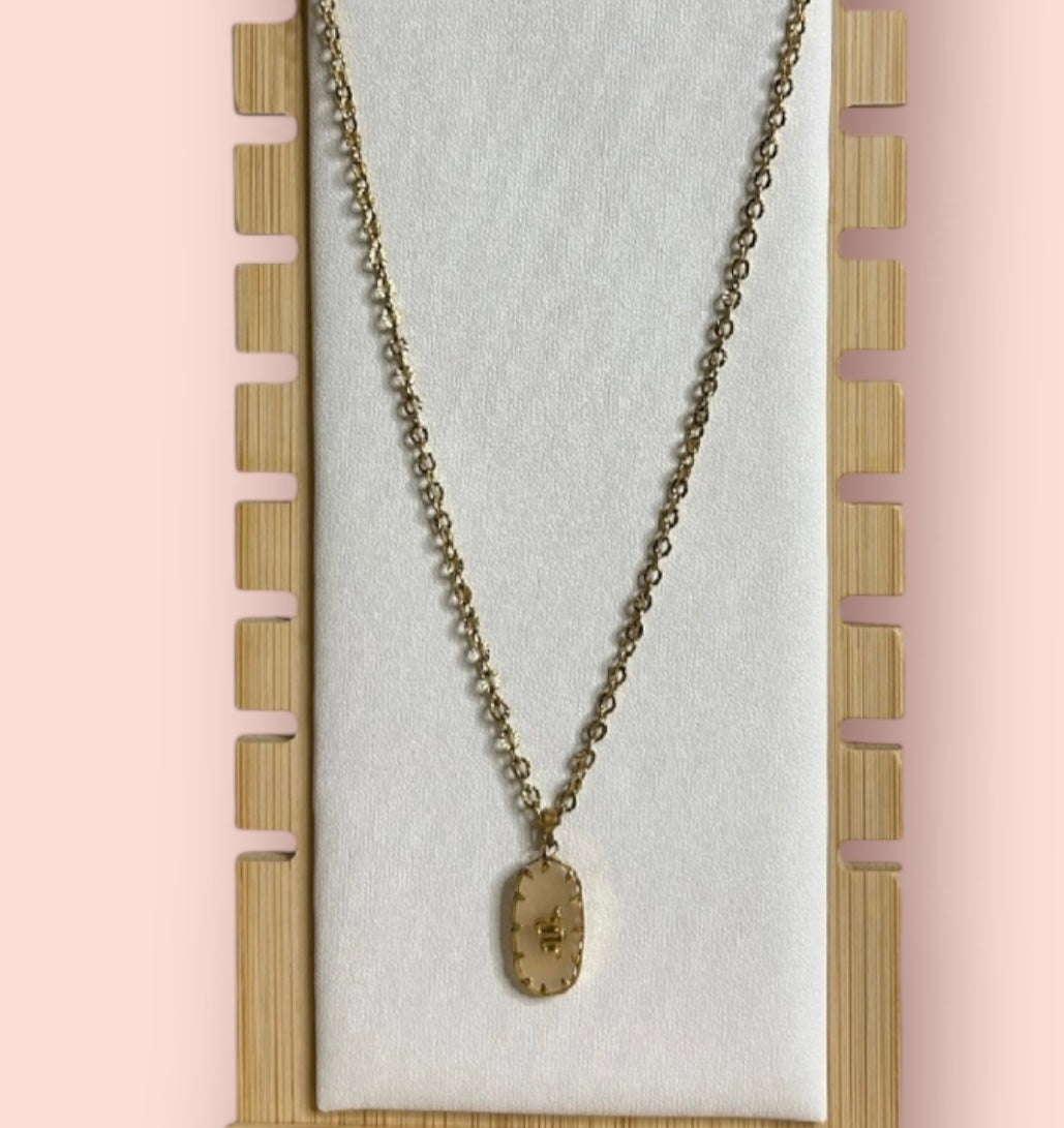 Collier chaîne dorée avec pendentif serpent- Charlotte