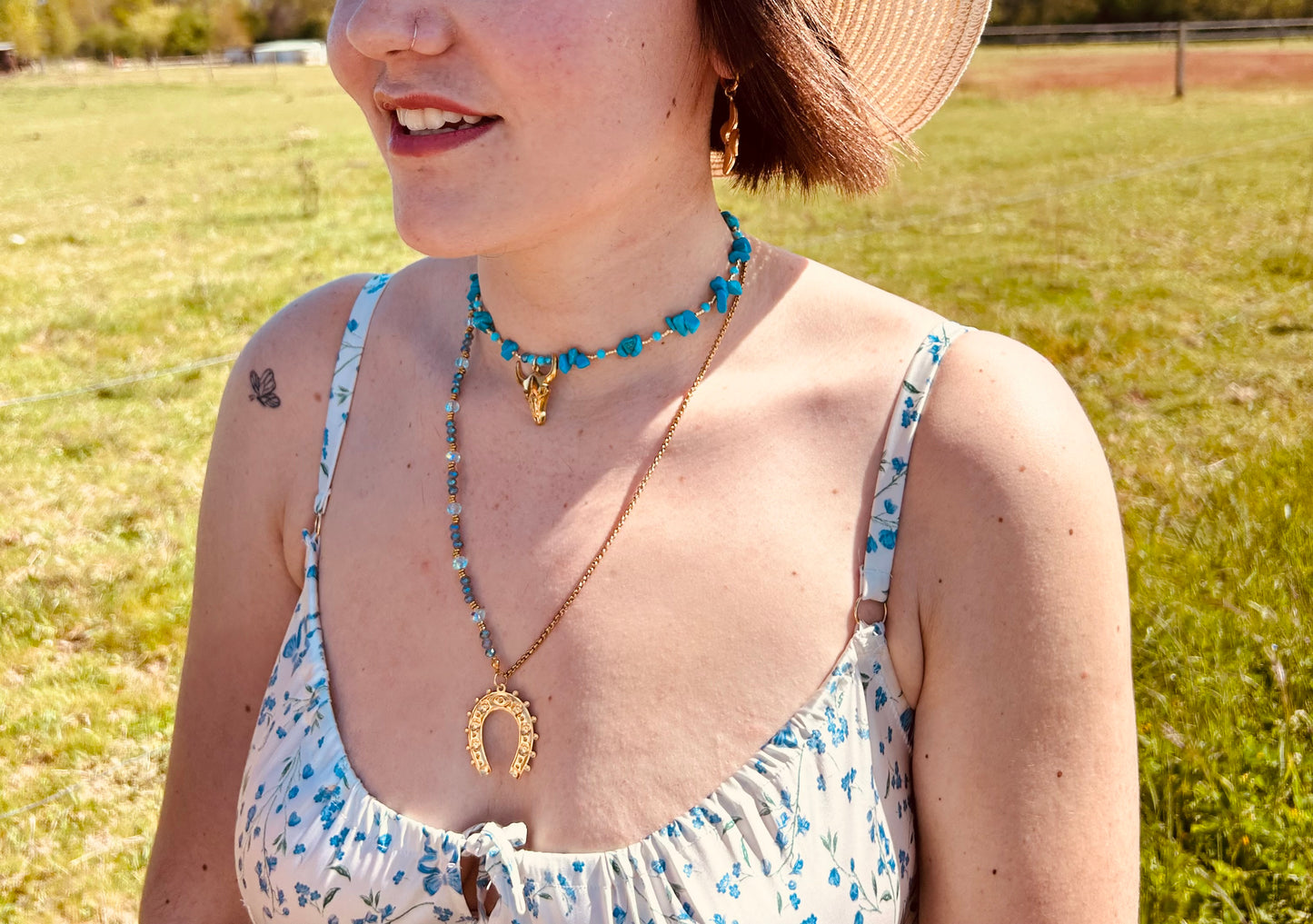 Collier Ras-de-cou pendentif tête de Taureau - Bleu
