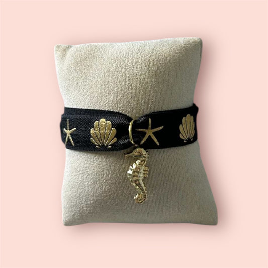 🌙 Bracelet Louisa  – Ruban tissé et pendentif hippocampe doré