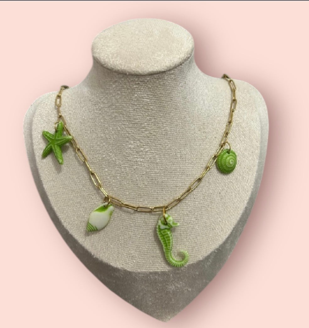 Collier chaîne dorée Shella