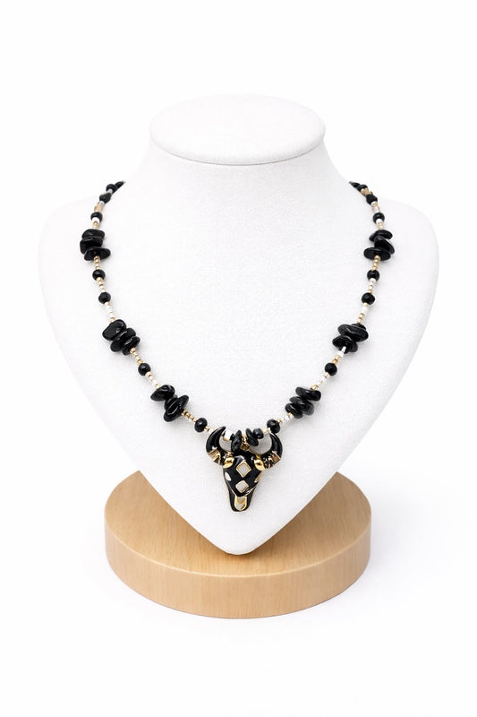 Collier RIO pendentif tête de Taureau - Pierres Noires