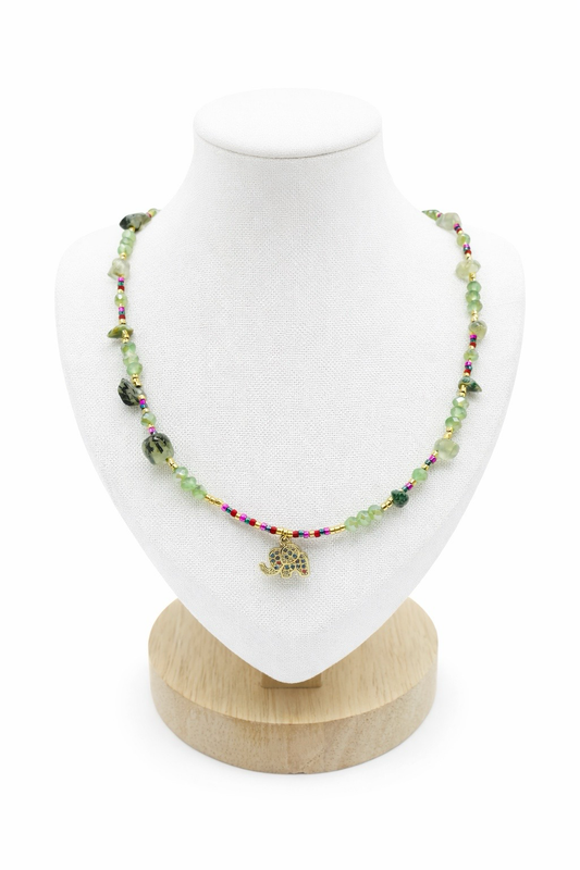 Collier Éléphant Doré – Vert & Multicolore