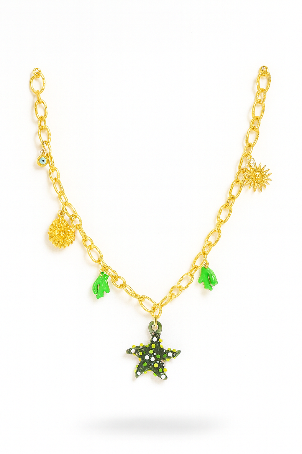 Collier Lashoina