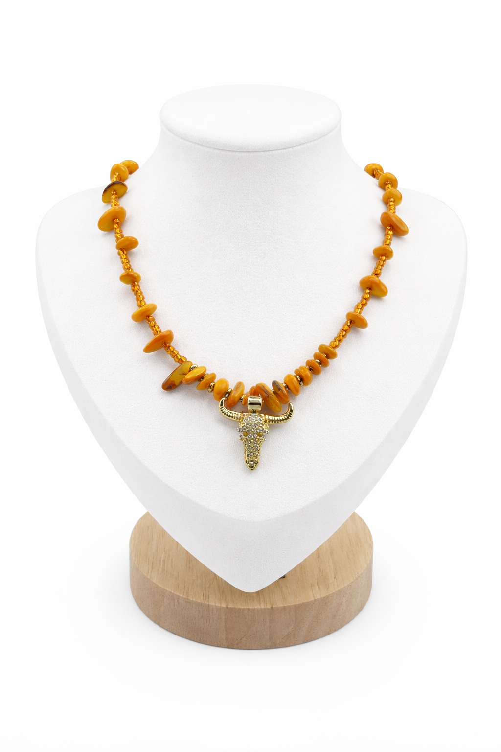 Collier Emily